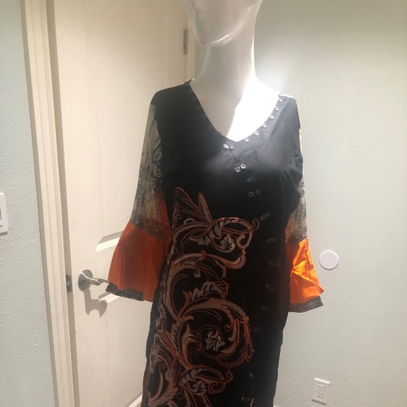 Pakistani dress - Picture 3 of 15